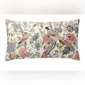 One Pottery Barn Bloom Sateen Comforter Sham (king)